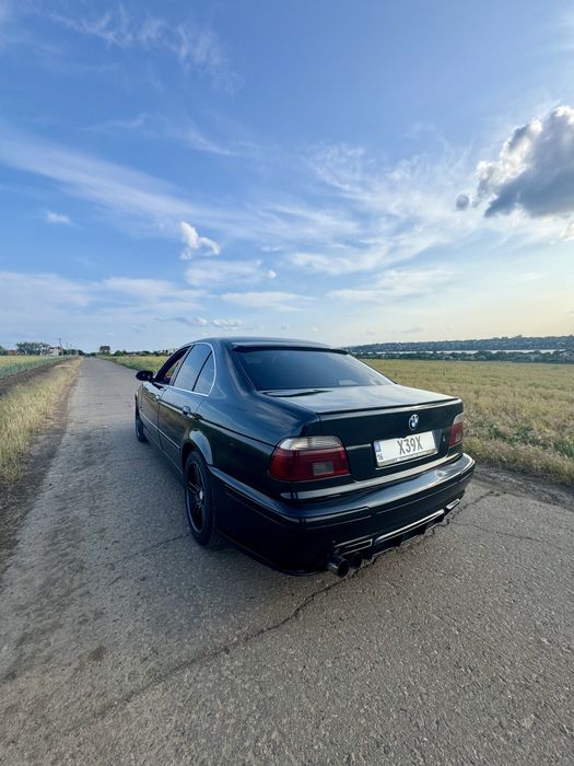 Bmw. e39  m52b25