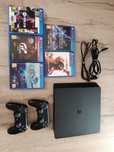 PS4 SLIM +2 pady +5 gier