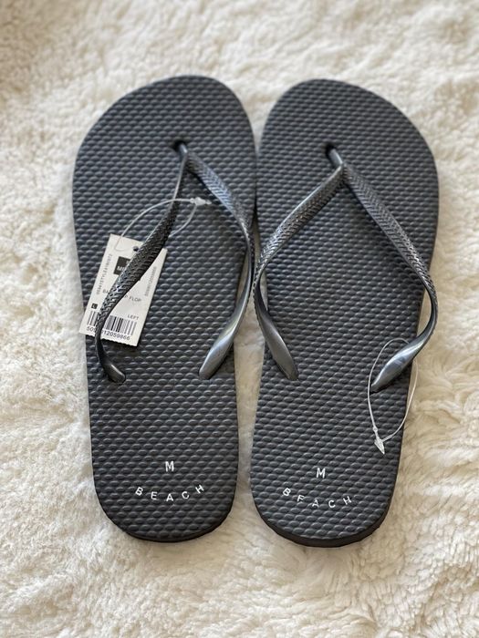 Жіночі шльопанці