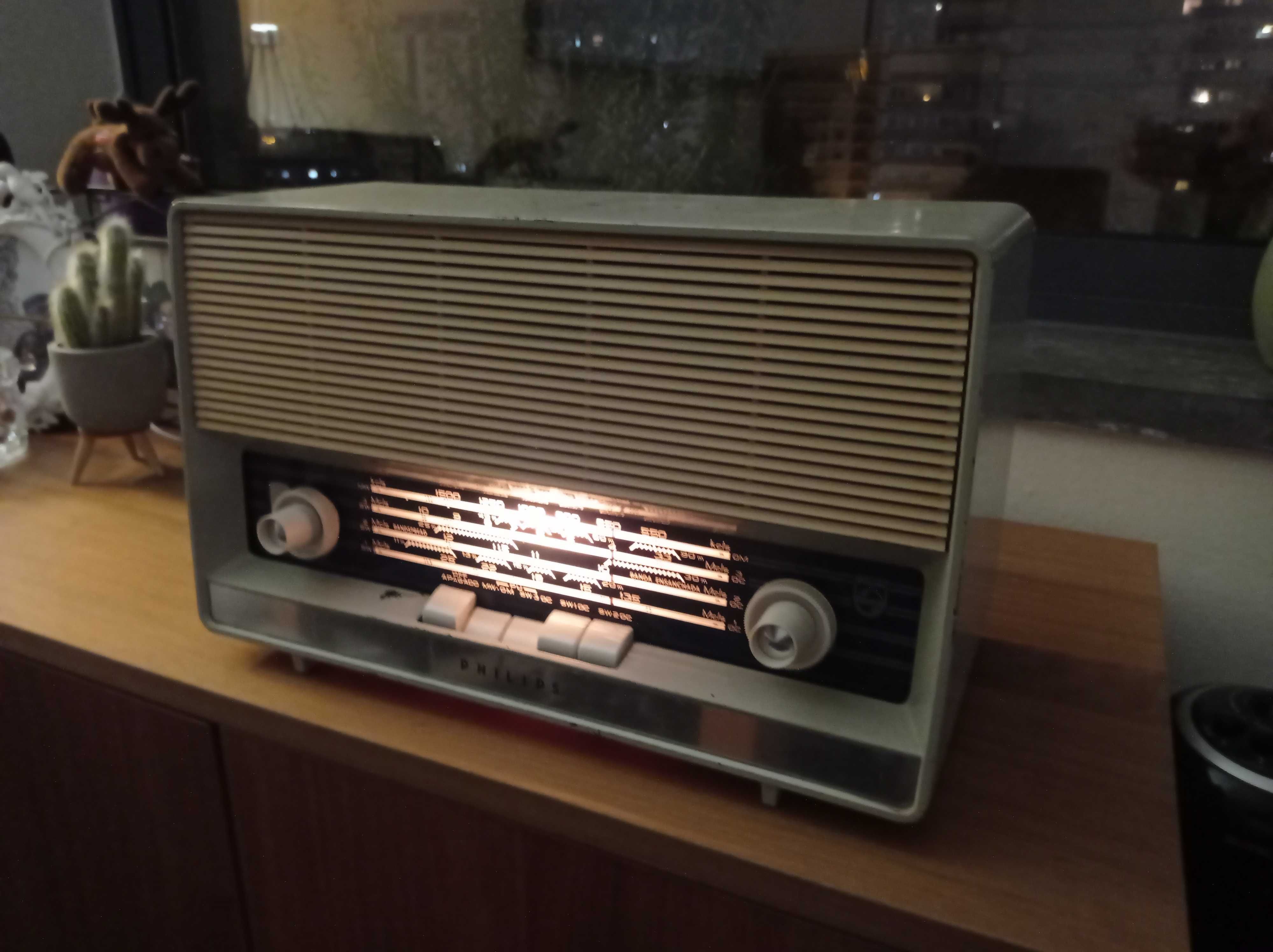 Retro radio Philips B3X16A - rádio válvulas antigo [c/ FM e Bluetooth]