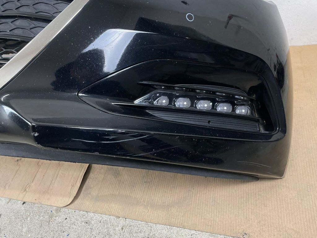 Hyundai i 40 lift 15-18r Zderzak Przód Kompletny DRL Kolor NKA