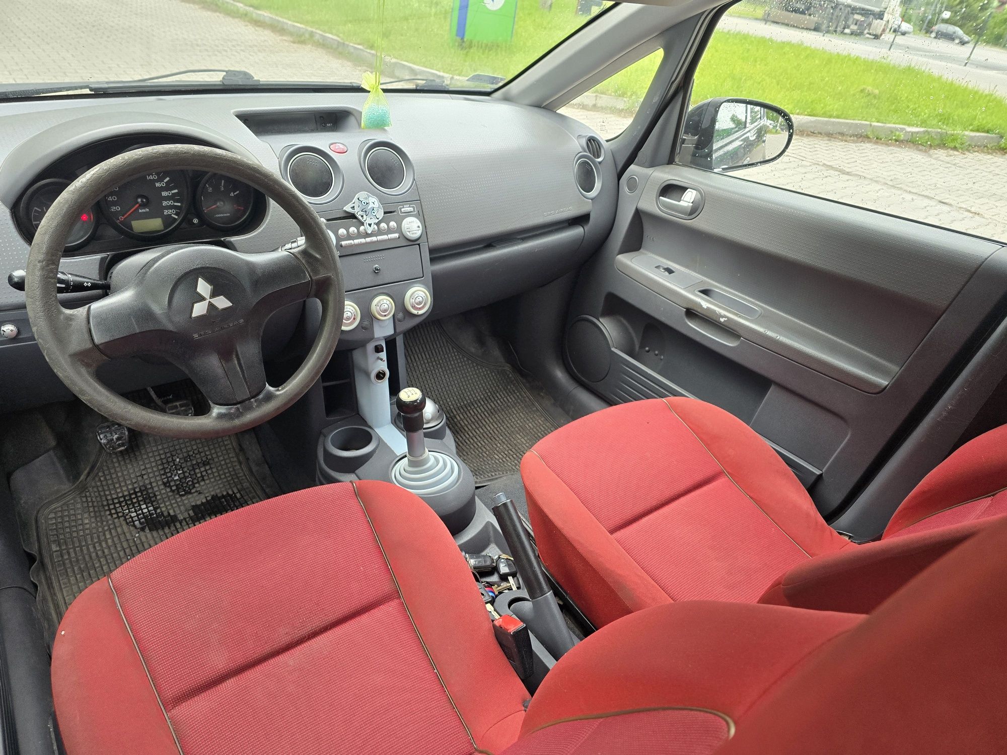 Mitahubis Colt 1.5 2005r