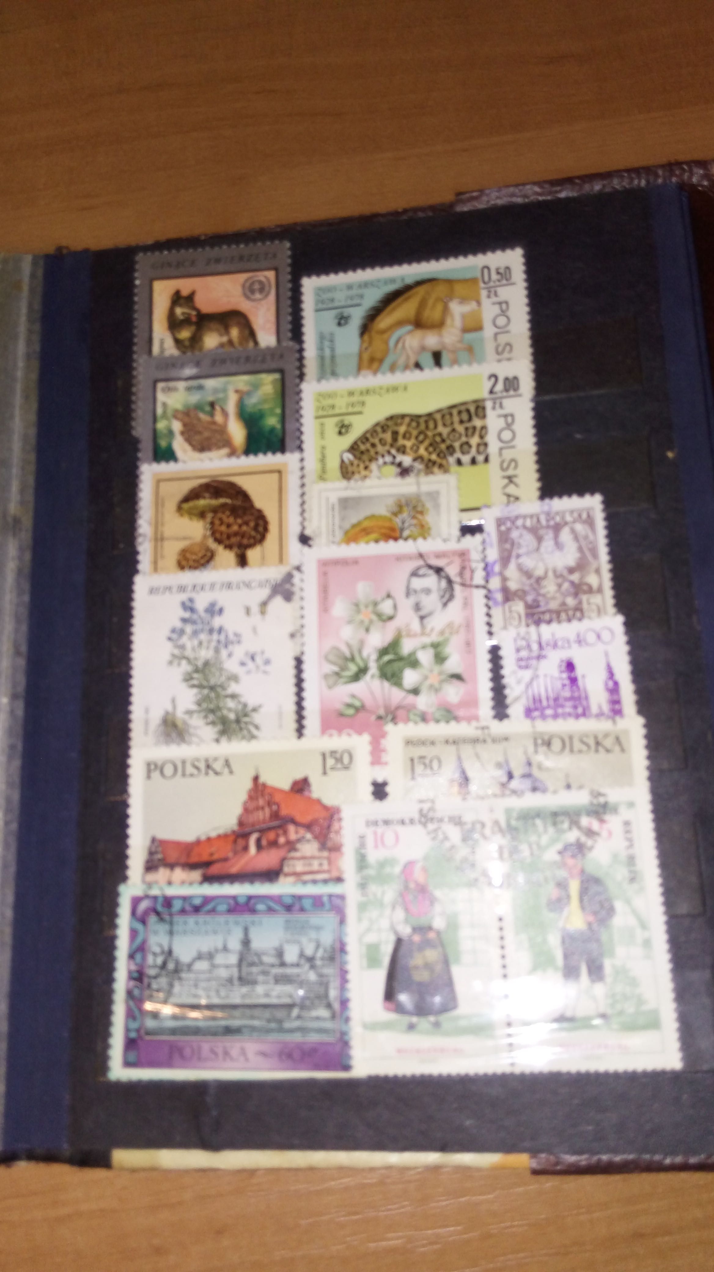 Komplet znaczków dla amatora kolekcjonera.
