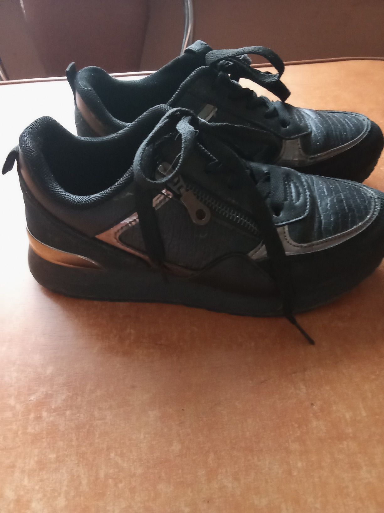 Buty sportowe damskie czarne rozmiar 36 cena 25