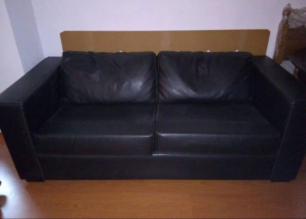 Sofá de 2 lugares (Medidas 2,00x0,80)