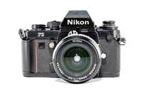 Câmara analógica Nikon F3 com lente Nikkor 28mm f3.5