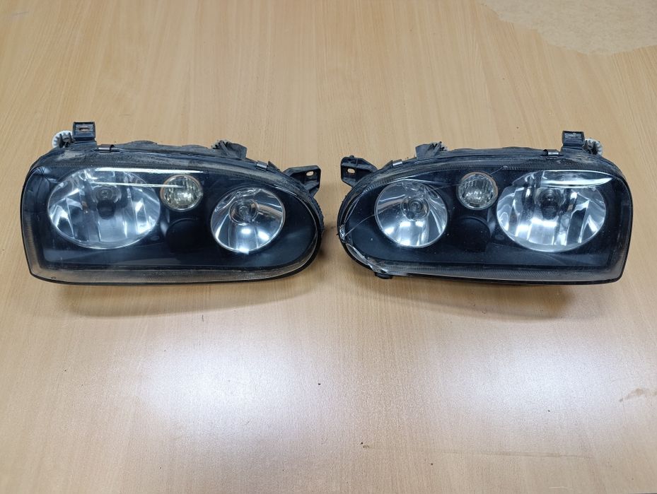 Reflektory hella golf 3 III IV 4 lampa lampy przód tuning