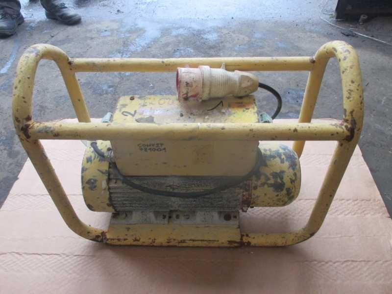 Przetwornica do betonu  częstotliwości DYNAPAC UF 61