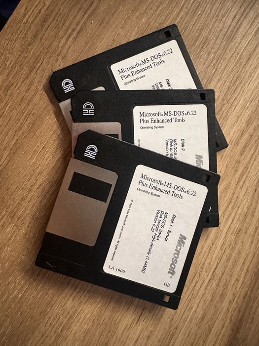 Microsoft MS-DOS 6.22 4 dyskietki i certyfikat