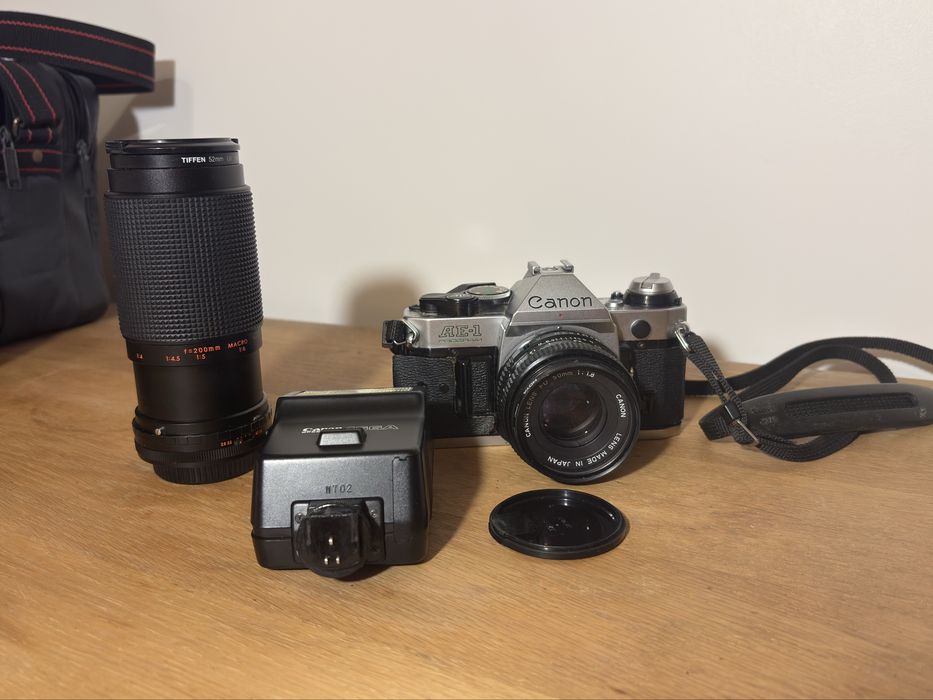 Aparat Canon AE1 stan bardzo dobry