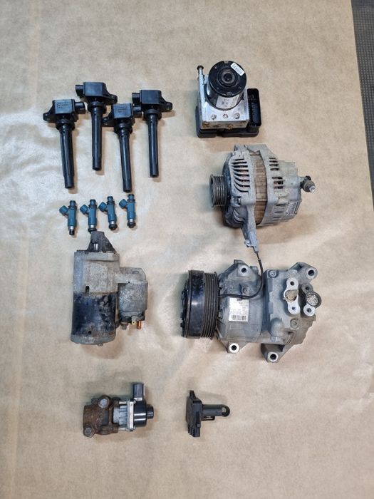 Suzuki grand vitara 2.0 бензин.насос кондіціонера.