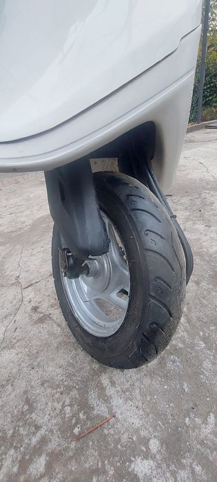 Скутер Honda Tact af 24.