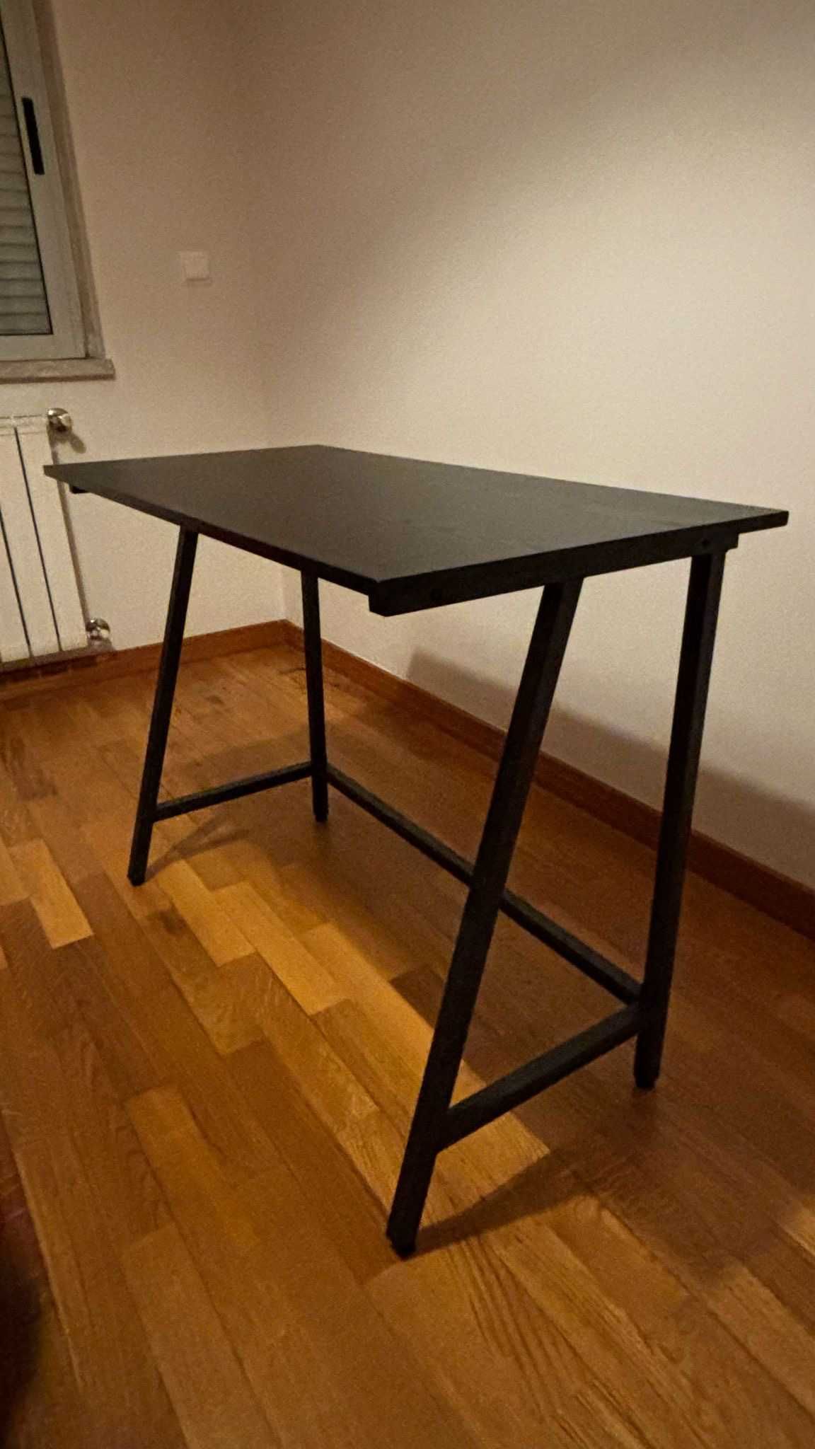 Secretária 100x50