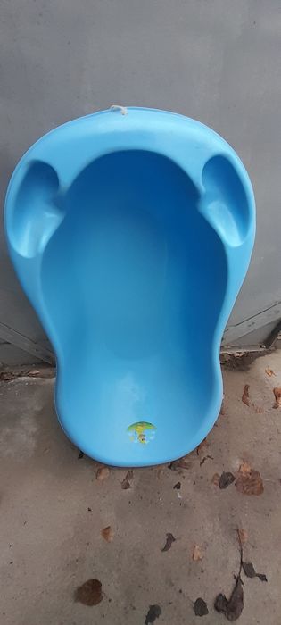 Продам б/у дитячу ванночку.