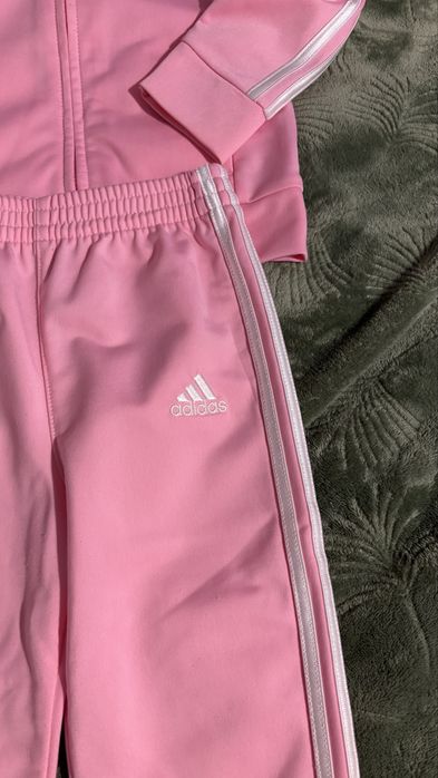 Dres dziecięcy Adidas