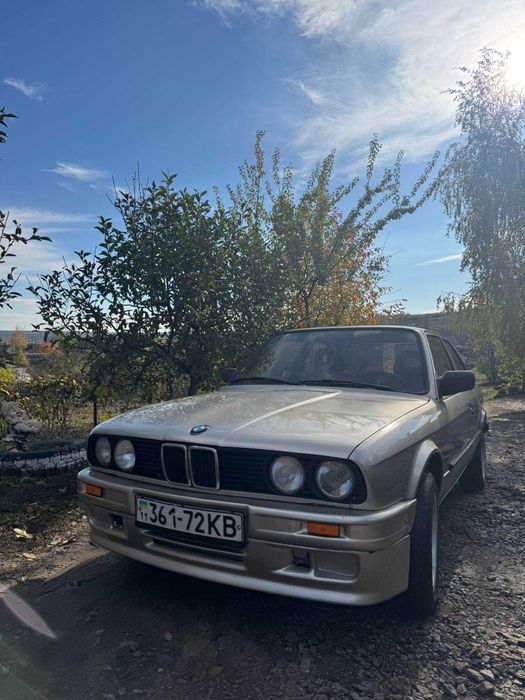 BMW 320i купе класика