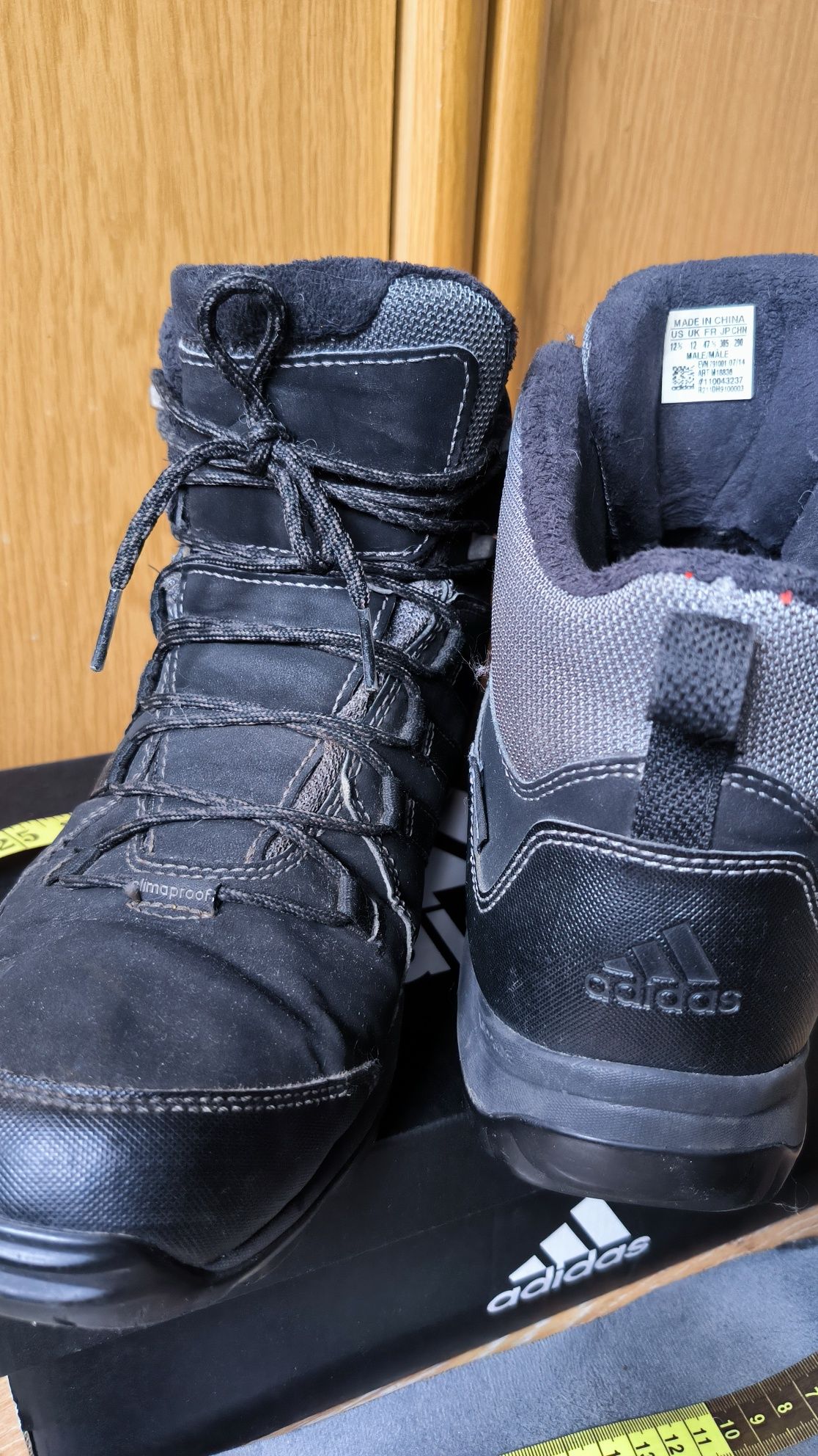 Зимние мужские ботинки Adidas 46,5/30cm.