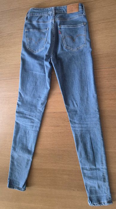 2 pares de calças ganga Levis - T34