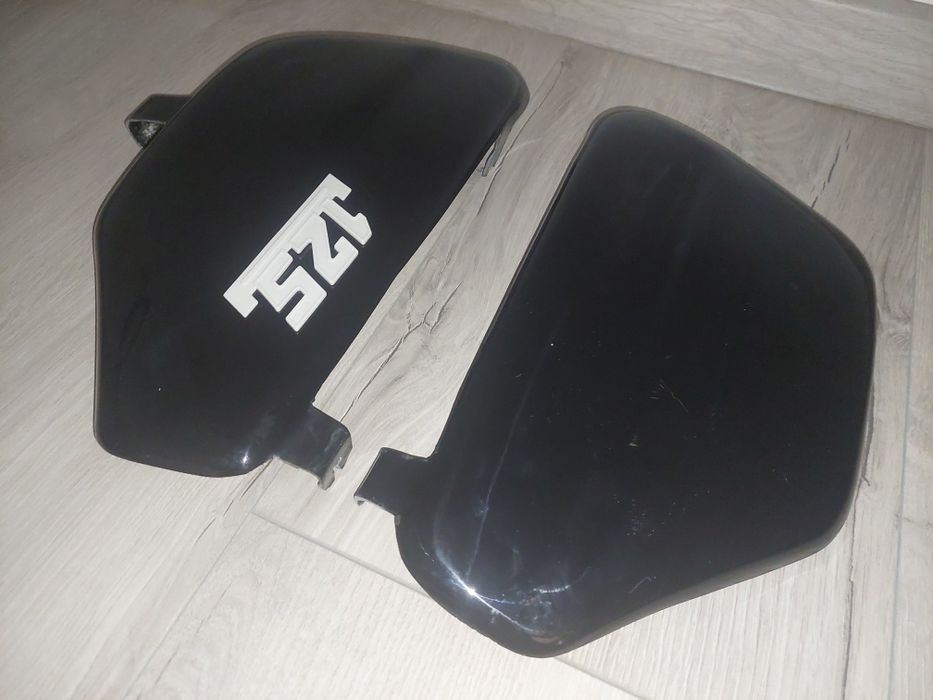Sprzedam oslony boczne boczki wsk 125 b3 jednoramowa kpl pl