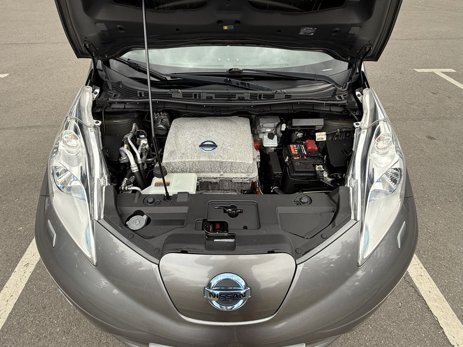 Сдаю в аренду Nissan Leaf