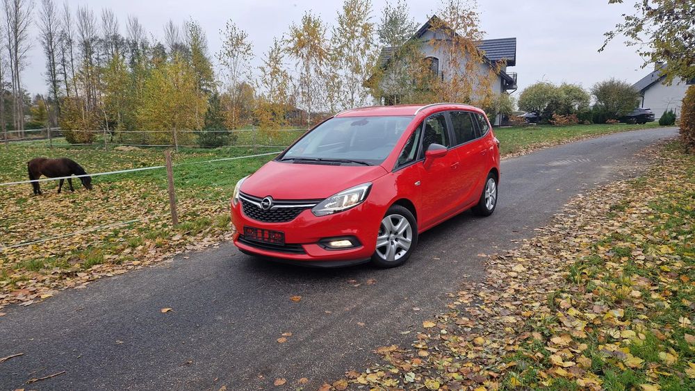 Opel Zafira 1.4 Turbo 140 Km kAMERA
