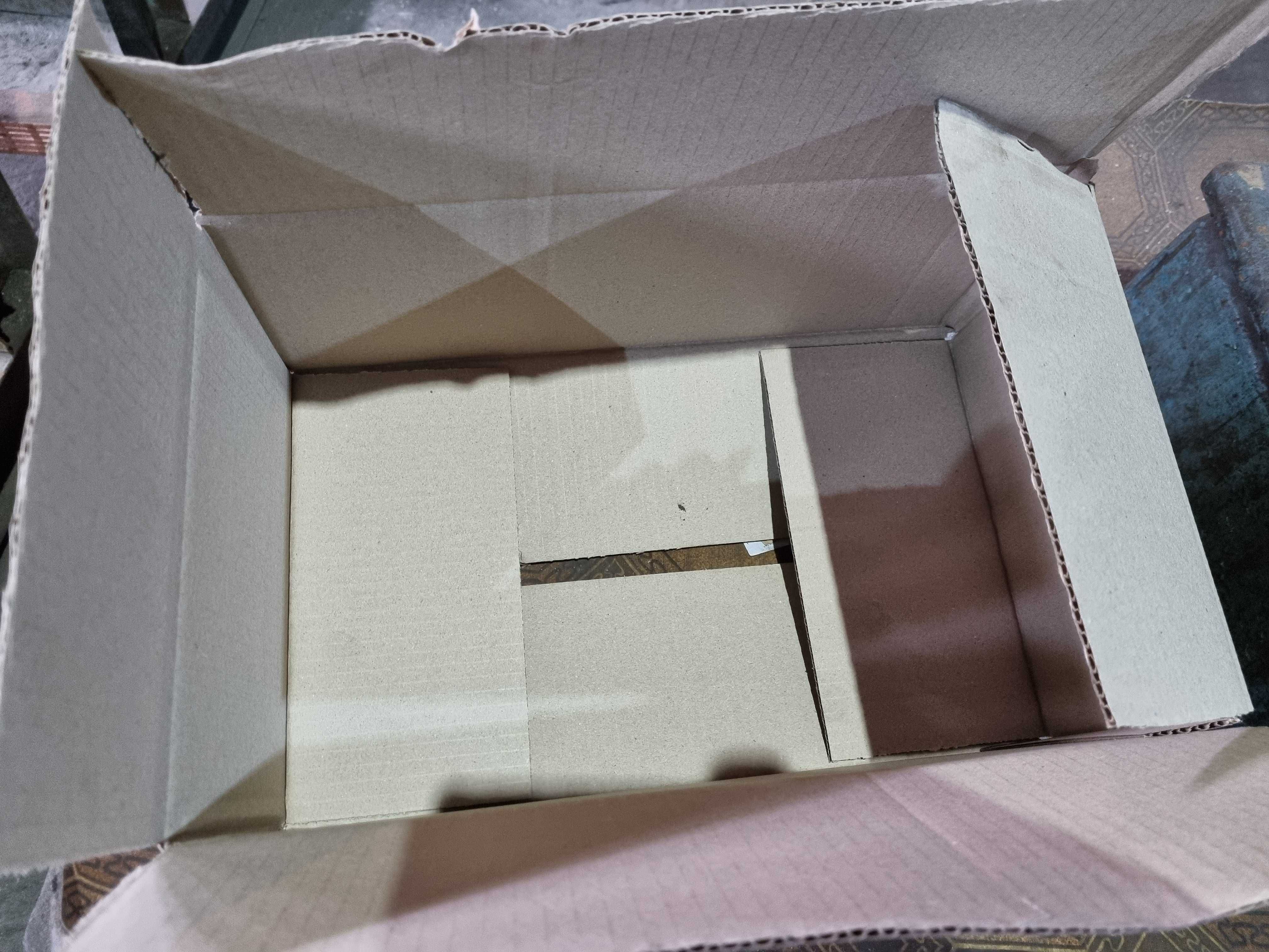 Коробка з гофрованого картону