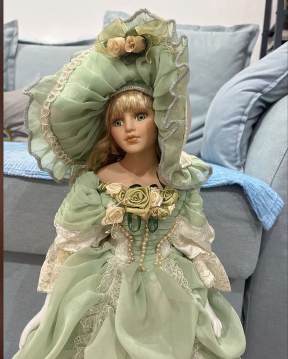 Boneca de porcelana