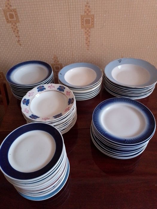 Тарелка кухонная глубокая и плоская