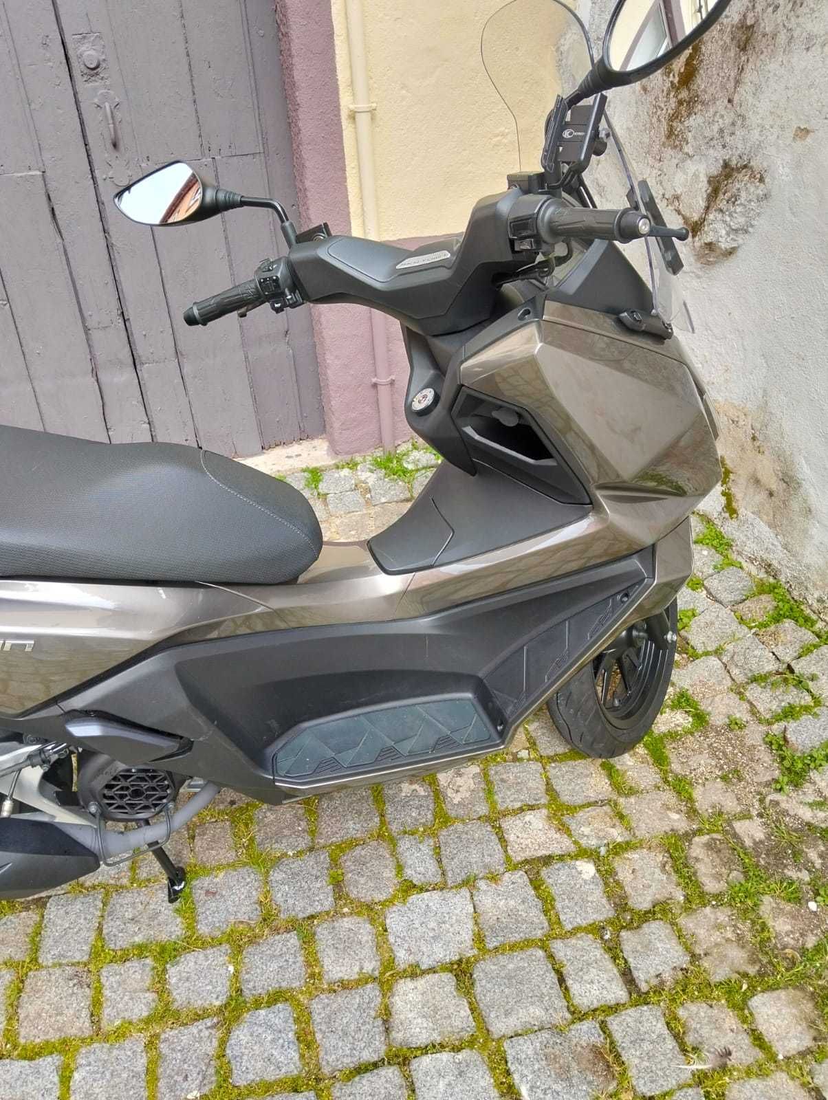 Kymco skytowm 125