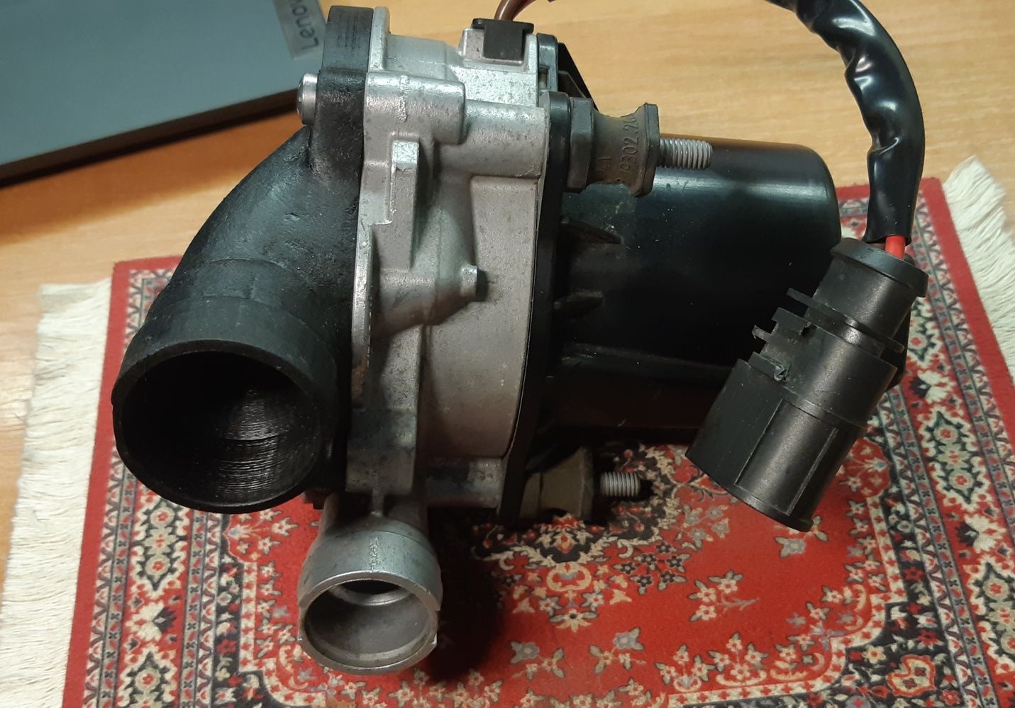 Насос повітряний VAG 04E959231E