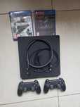 Konsola Sony Playstation 4, dwa pady, gry