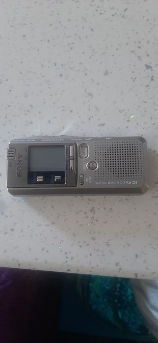 Gravador de voz digital Sony ICD-P28