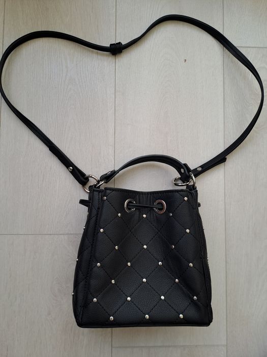 Сумочка Zara с заклёпками