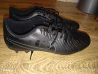 Korki Nike tiempo legend 10 club fc rozmiar 41