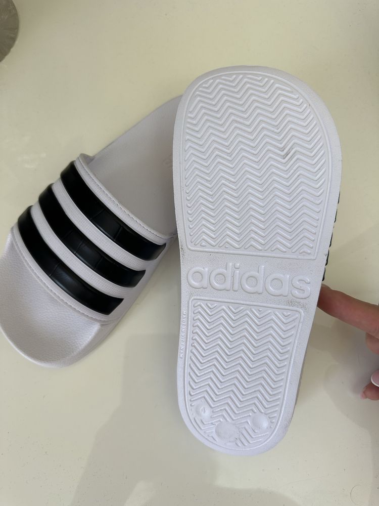 Шлепки adidas оригинал