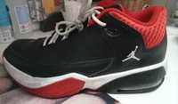 Tenis Nike - Air Jordan -- preto e vermelho