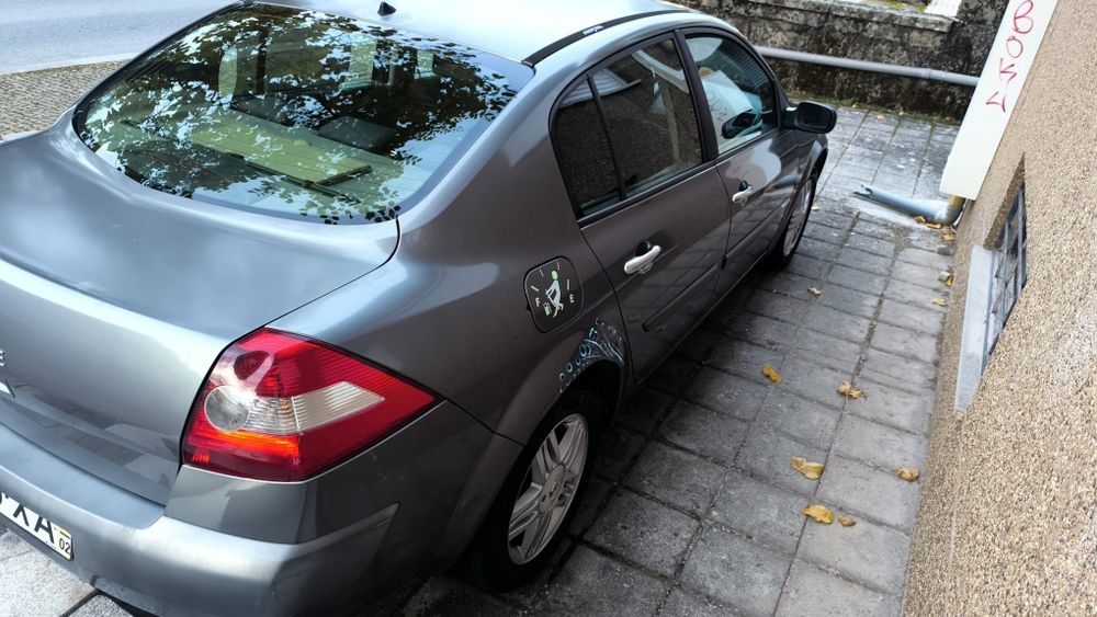 Carro Megane 2004 Gasóleo Diesel