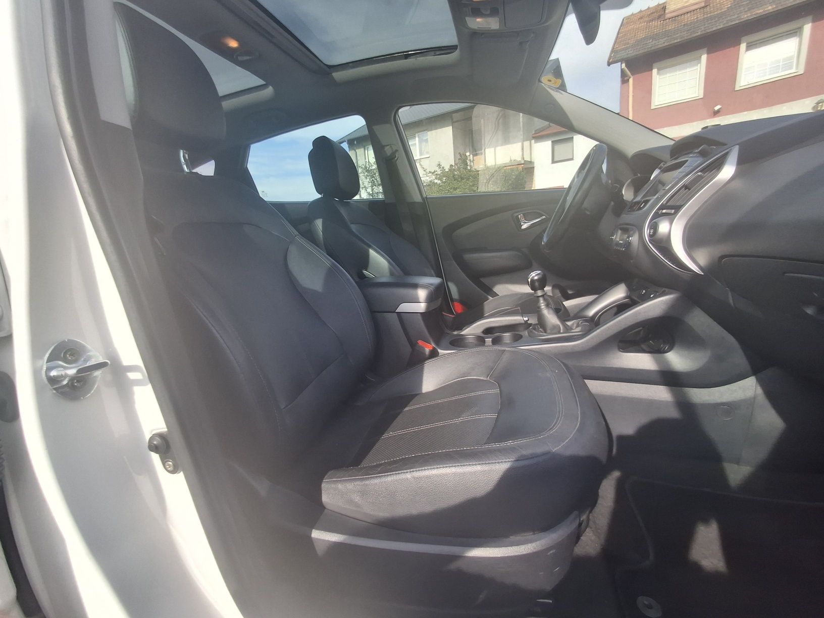 HYUNDAI ix35 2.0CRDI  Panorama 4X4