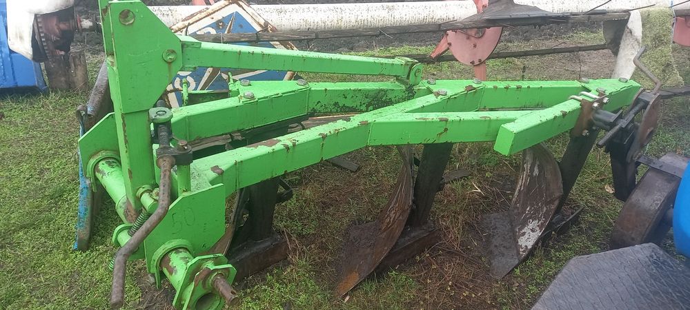 Продам Плуг Бомет