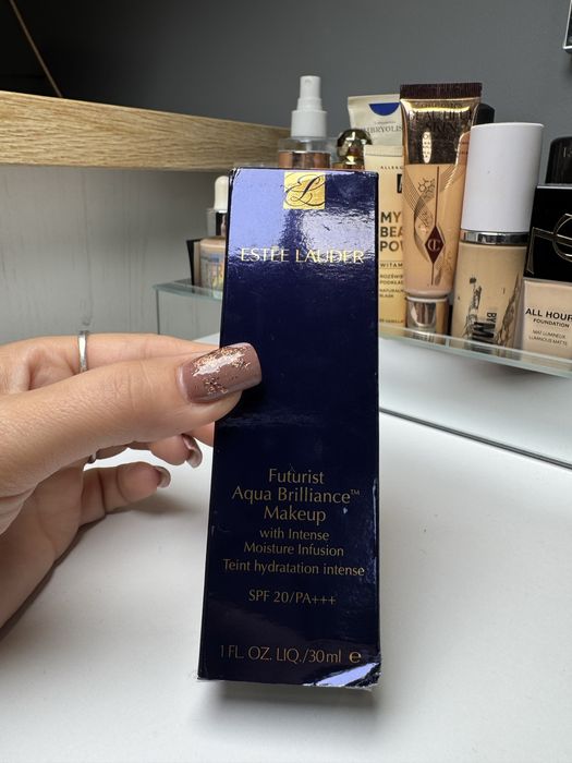 Podkład Estee Lauder Futurist Aqua 2C0 Cool vanilla
