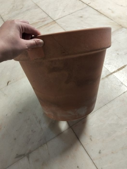 Vaso de barro bom