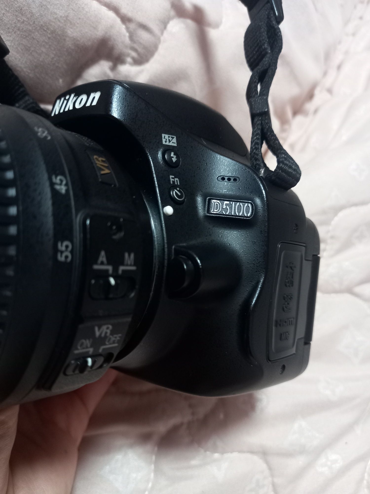 Nikon D5000 Киев