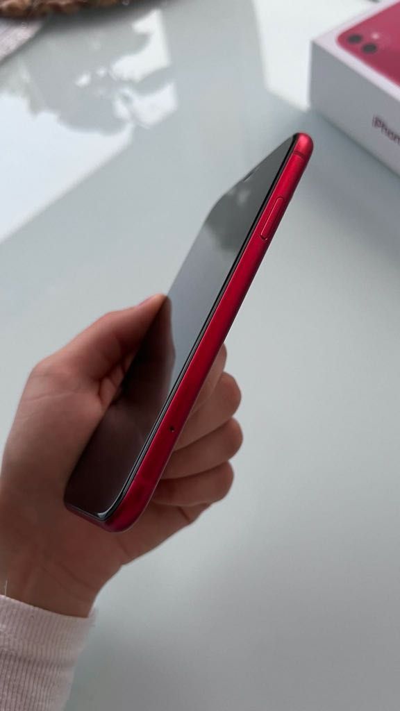 Apple iPhone 11 64GB | RED | jak nowy | bateria 84% | NOWE słuchawki