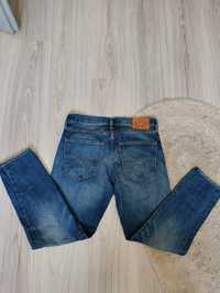 Sprzedam Levi's 512.