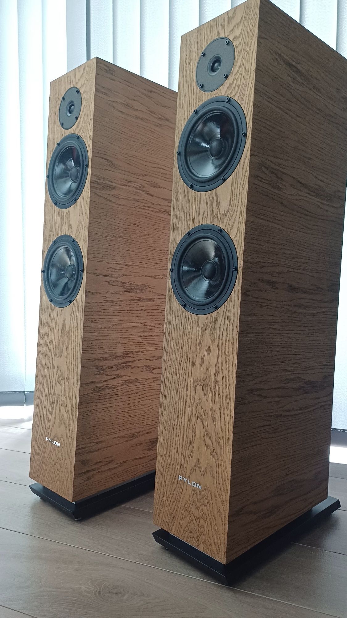 PYLON Audio Diamond 28