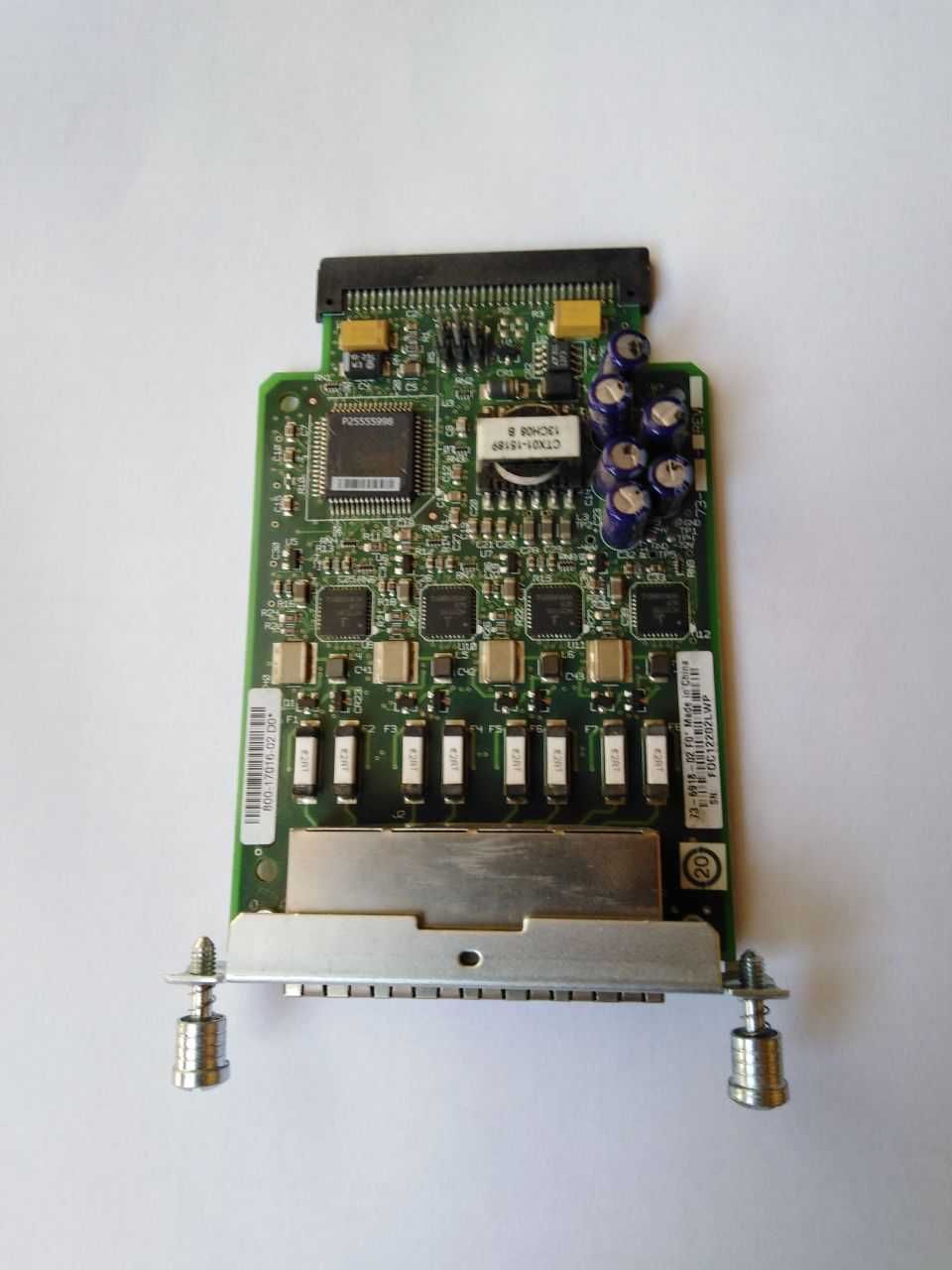 Продам модуль Cisco VIC-4FXS/DID