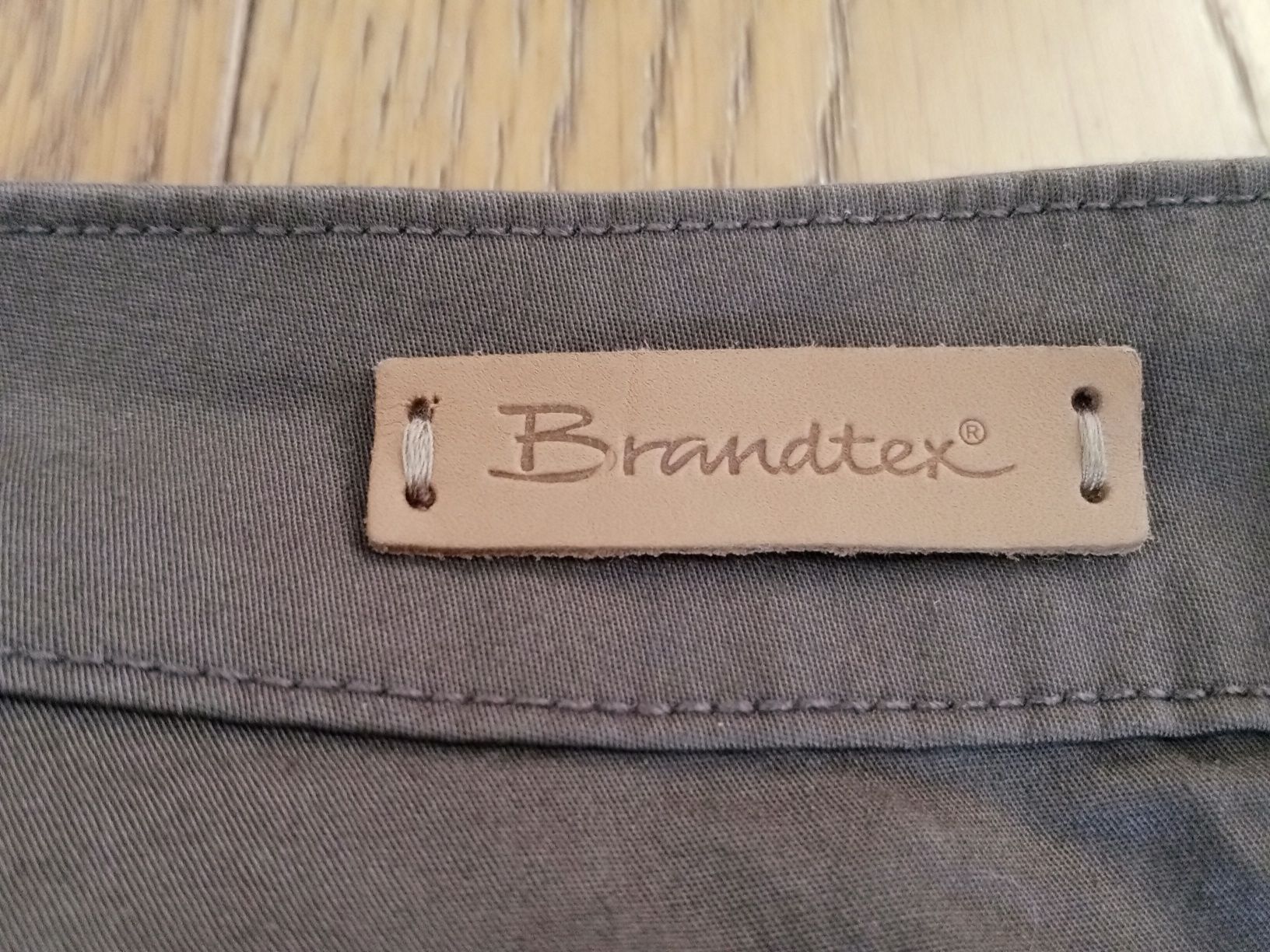 Nowe 3/4 spodnie rozm. 36 38 damskie Brandtex dla kobiety krótkie