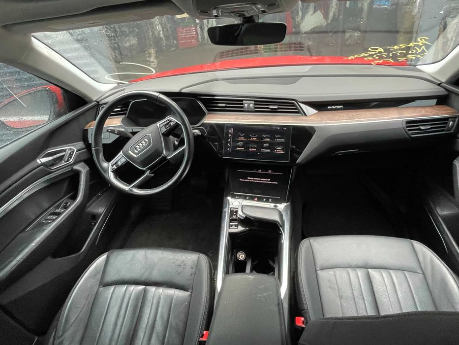 Разборка Audi E-Tron бампер фара капот Розборка Ауді Є Трон Етрон