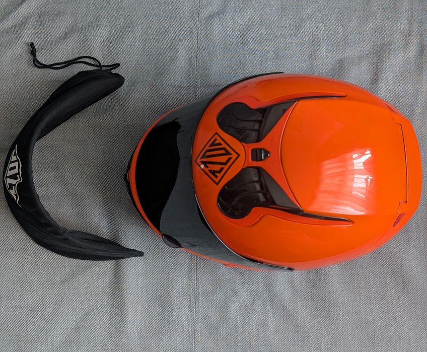 Kask sportowy na motocykl, quad, samochód