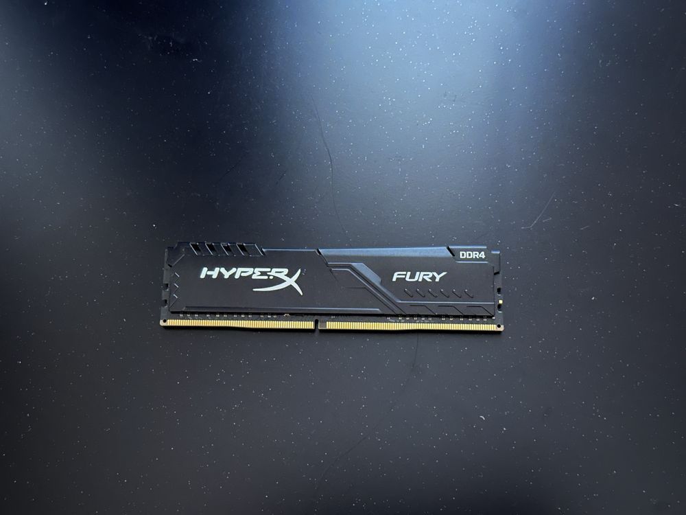 Опертивная память HyperX Fury DDR4-2400